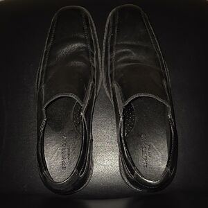 Kenneth Cole Black Leather Loafers Slip On Mens Size 10.5 10-1/2